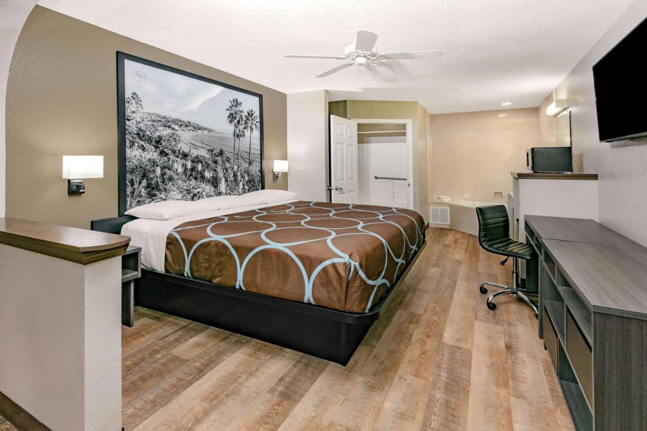 Super 8 By Wyndham Moss Point Motel Eksteriør bilde
