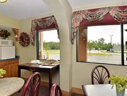 Super 8 By Wyndham Moss Point Motel Eksteriør bilde